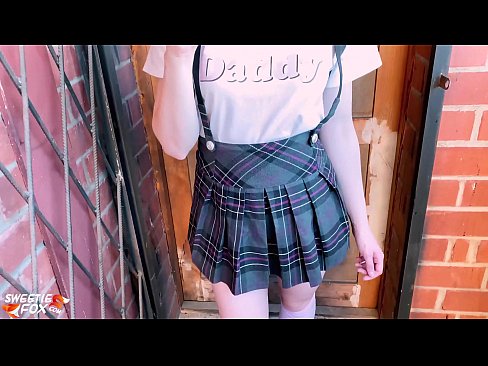 ❤️ Msichana wa shule Ananyonya Dick yake kwa kina na kutombana badala ya madarasa. Pononi kuu kwa sw.vbdsm.ru ❌️❤