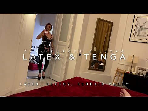 ❤️ Dada wa kambo mwenye kichwa chekundu akiwa amevalia vazi la latex alilobanwa na kaka wa kambo Pononi kuu kwa sw.vbdsm.ru ❌️❤